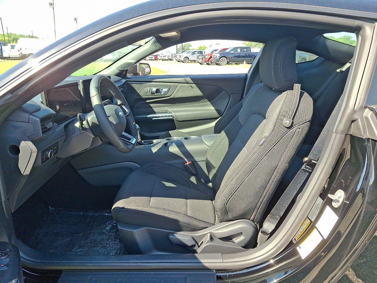 2025 Ford Mustang EcoBoost