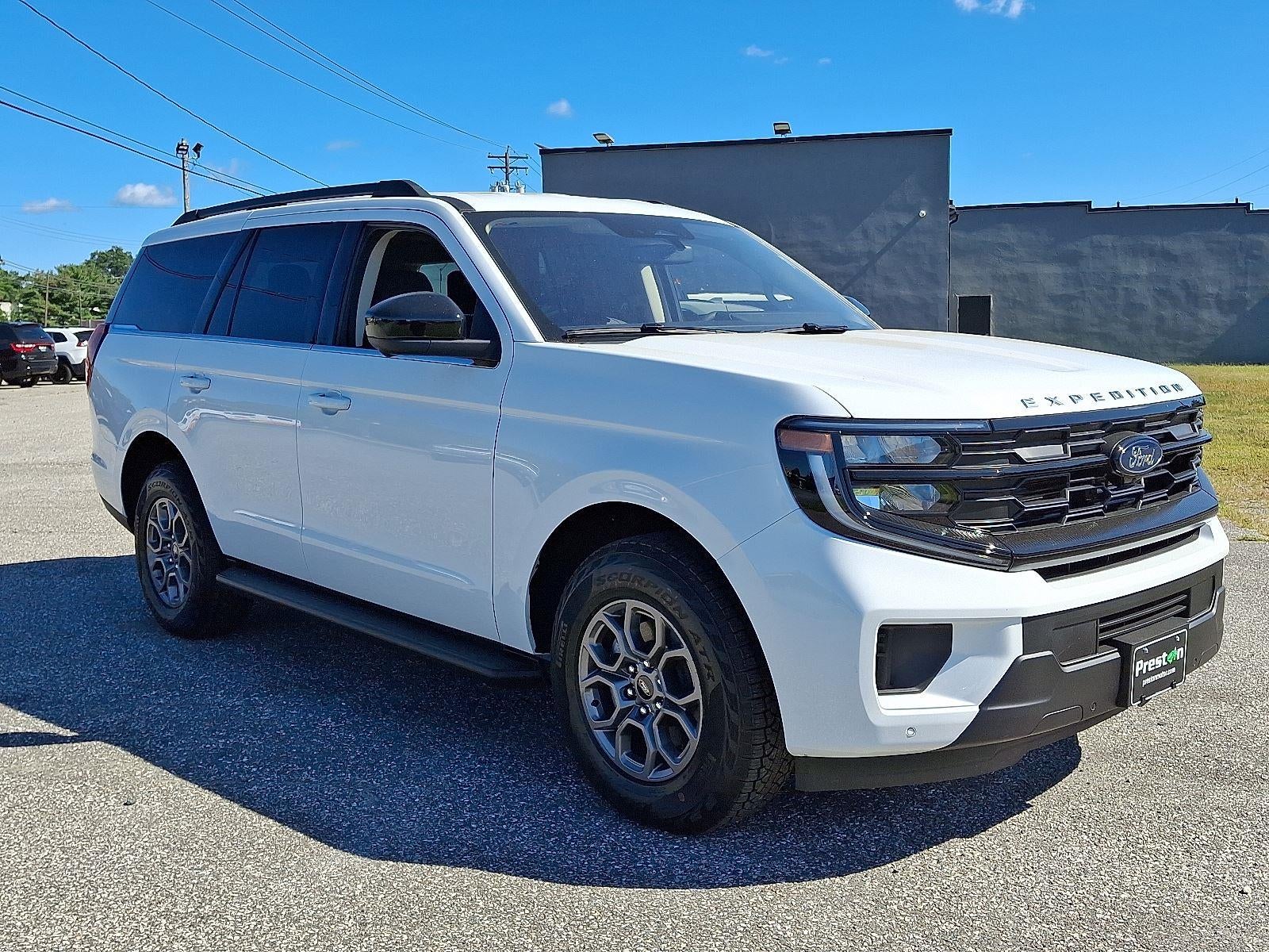 2025 Ford Expedition Active