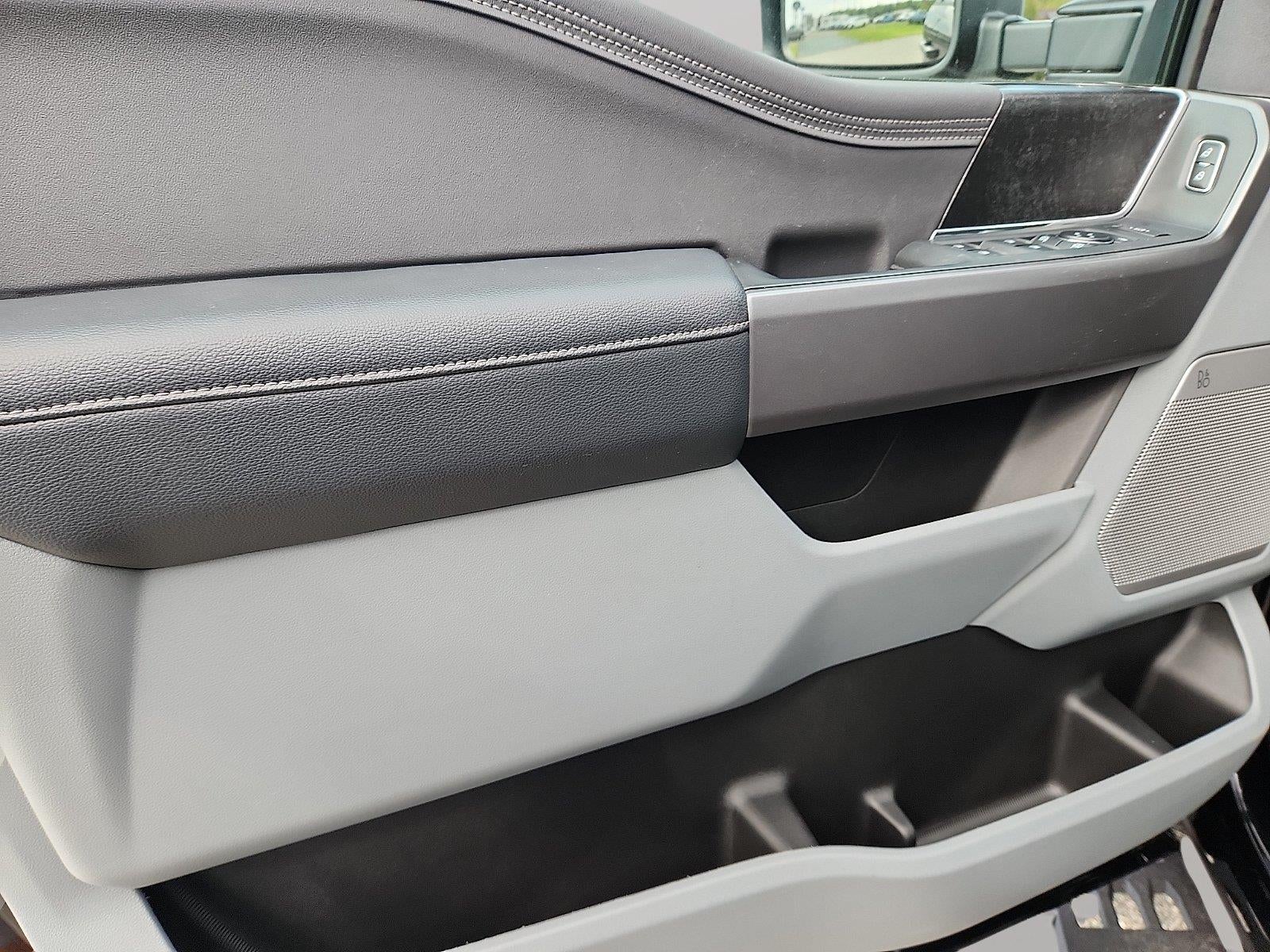 2027 Ford Super Duty F-250 XLT