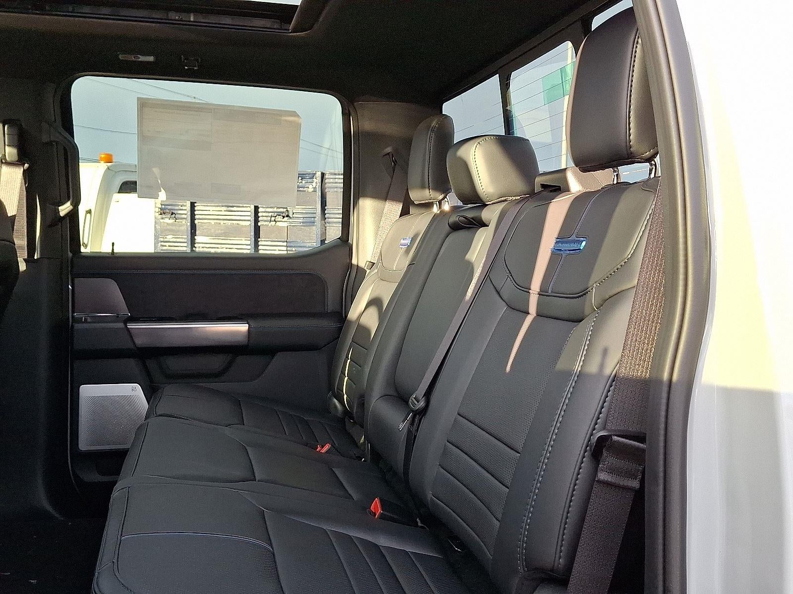 2026 Ford Super Duty F-350 SRW Platinum