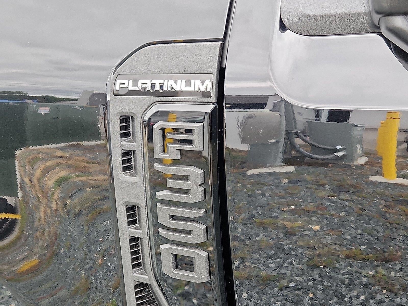 2027 Ford Super Duty F-350 Platinum