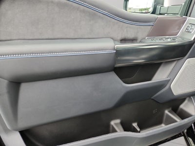 2027 Ford Super Duty F-350 Platinum