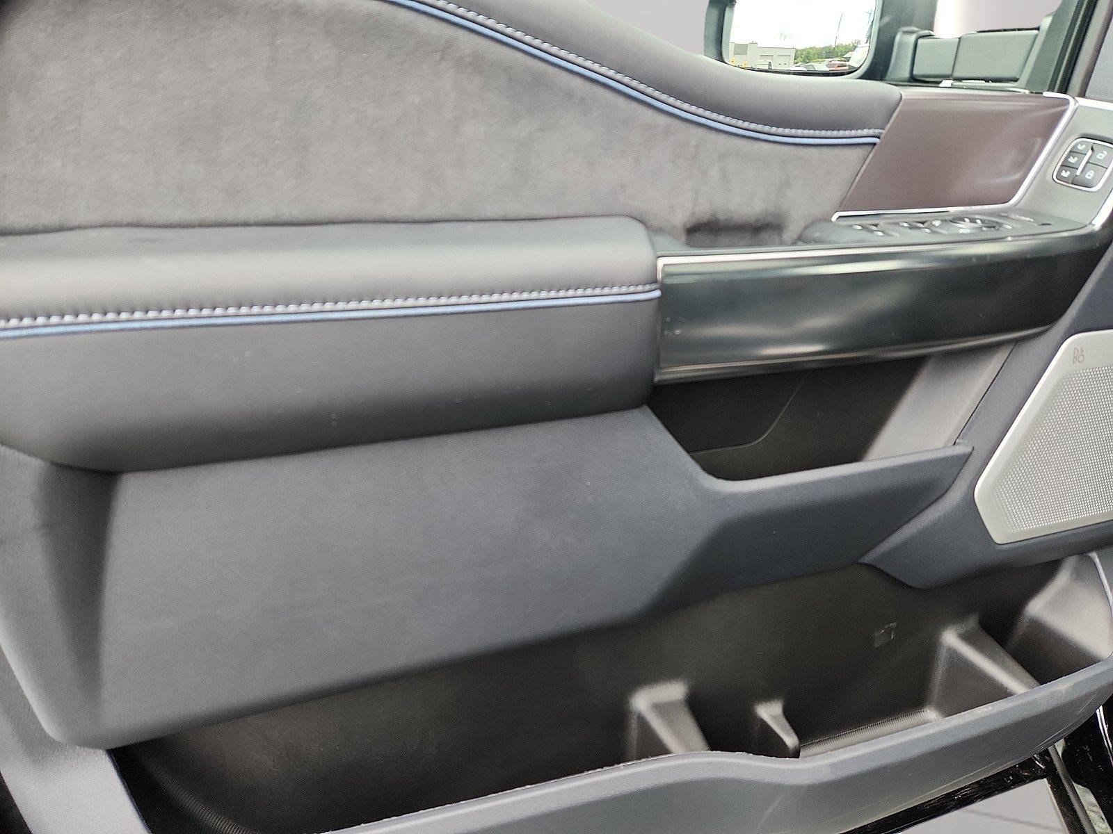 2027 Ford Super Duty F-350 Platinum