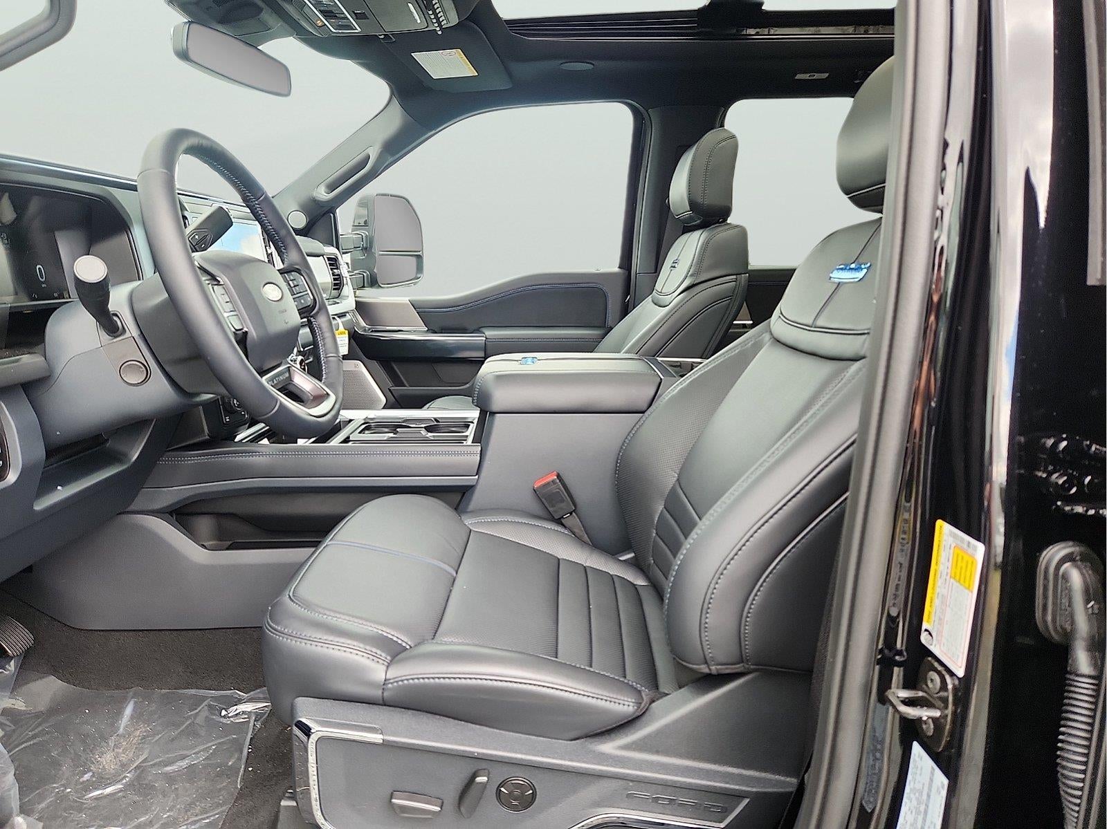2027 Ford Super Duty F-350 Platinum