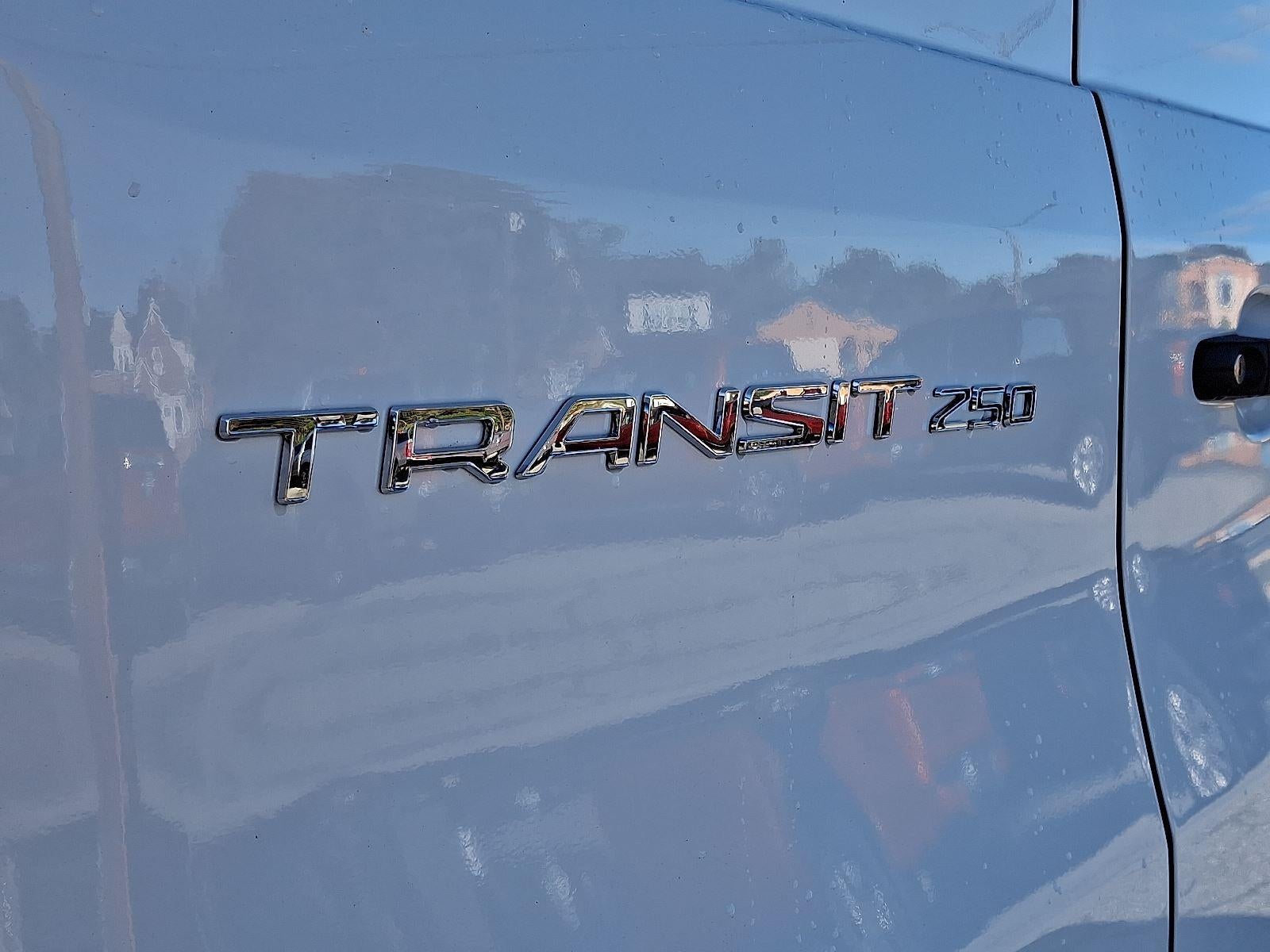 2025 Ford Transit 250