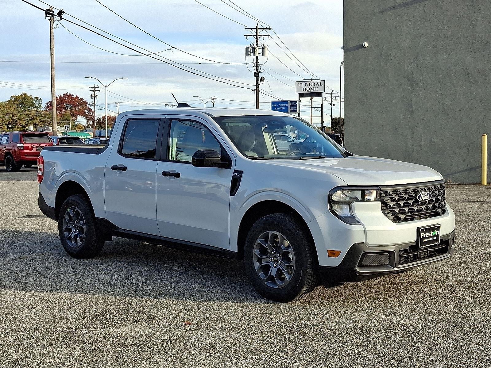 2025 Ford Maverick XLT