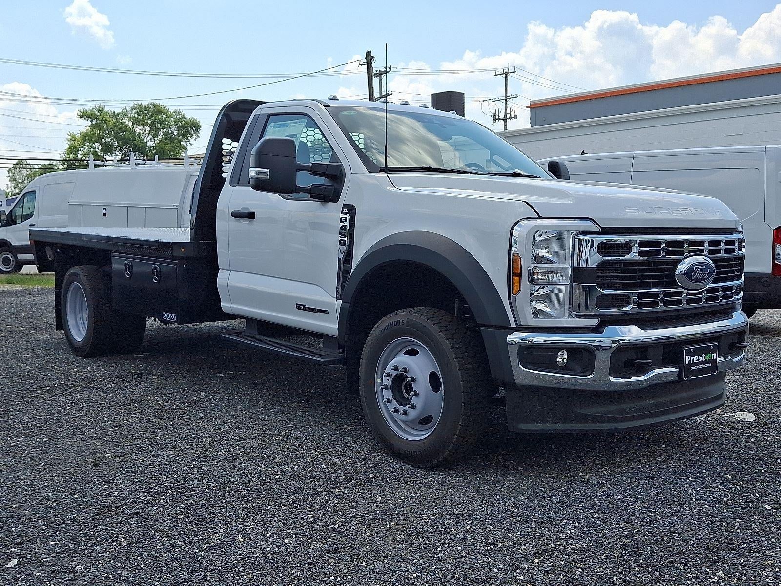2025 Ford Super Duty F-450 DRW XL