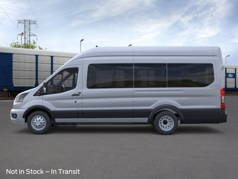 2026 Ford Transit Passenger Wagon XLT