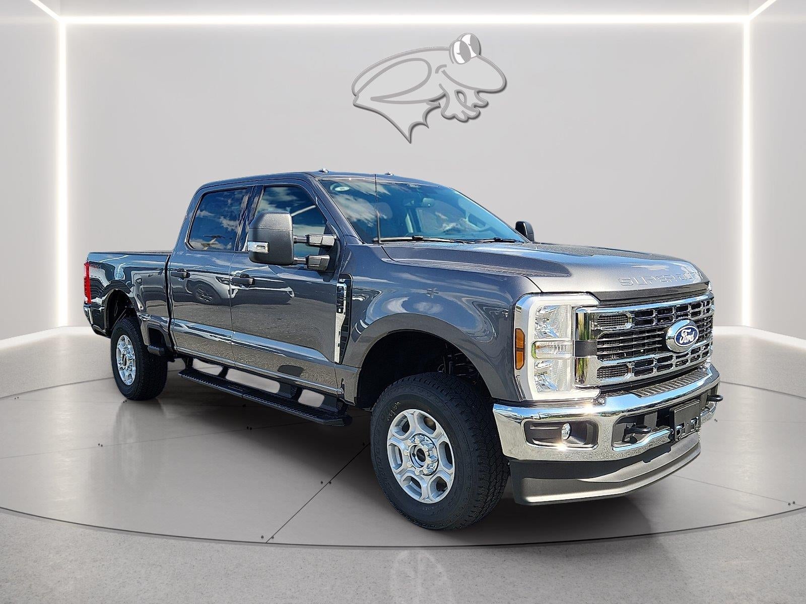 2027 Ford Super Duty F-250 XLT