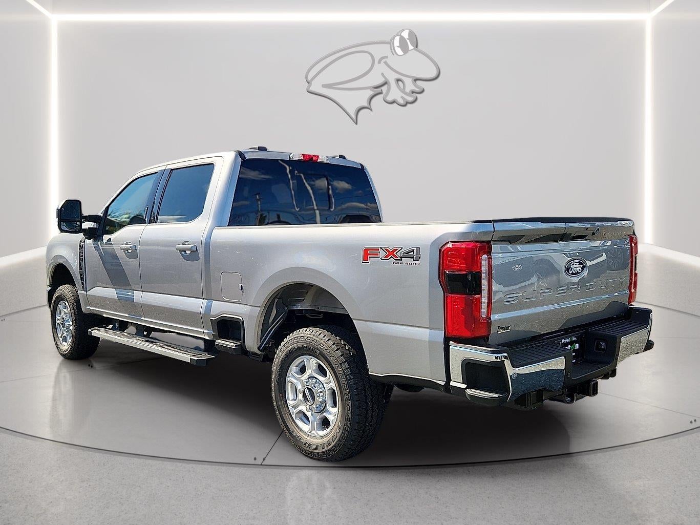 2027 Ford Super Duty F-250 SRW XLT
