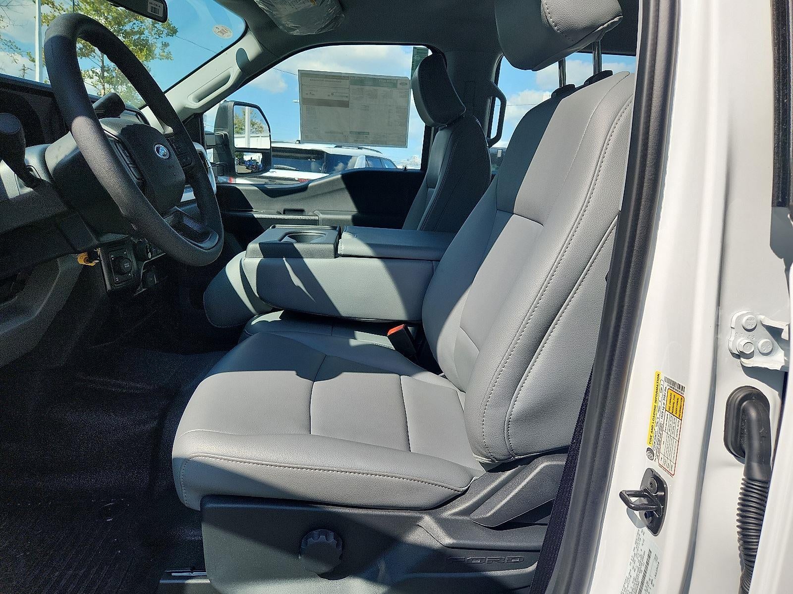 2025 Ford Super Duty F-350 XL