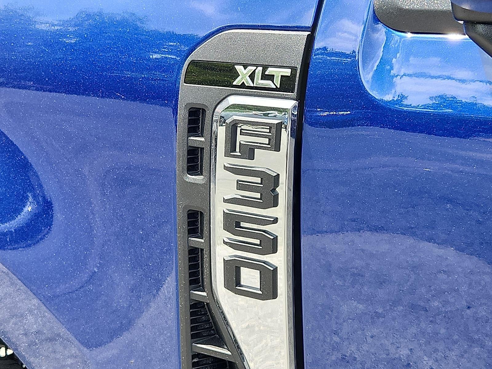 2026 Ford Super Duty F-350 DRW XLT