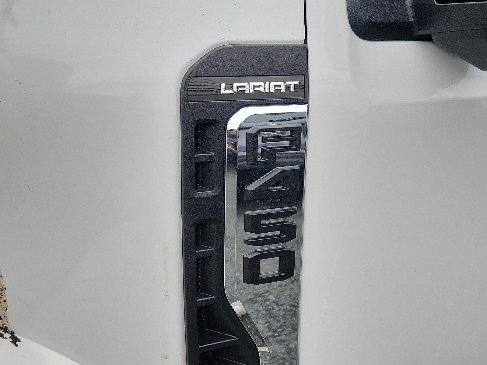 2027 Ford Super Duty F-450 Drw Lariat