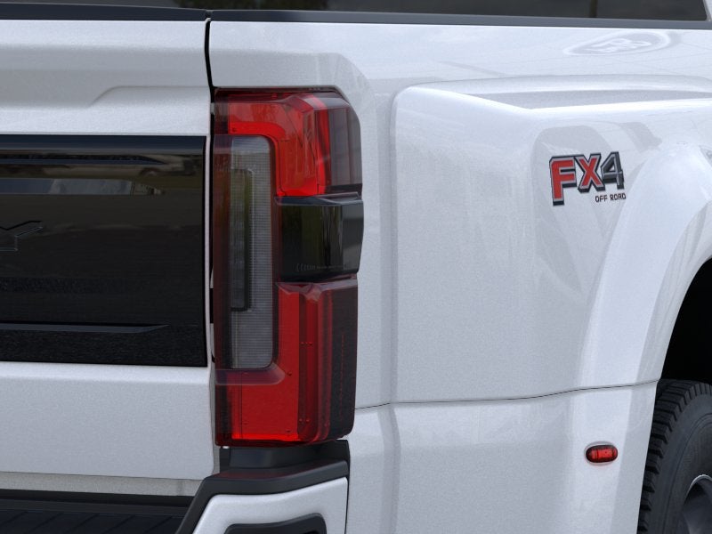 2026 Ford Super Duty F-450 Drw Platinum