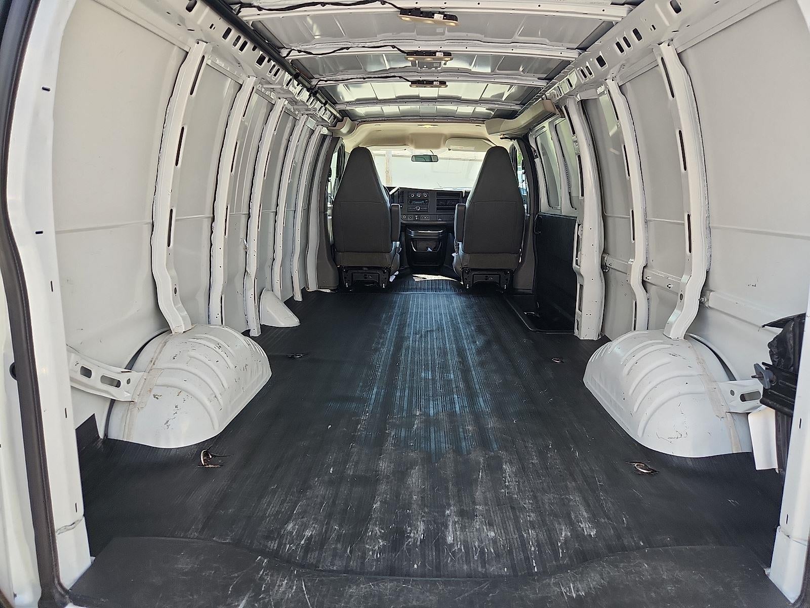 2023 GMC Savana Cargo Van Base