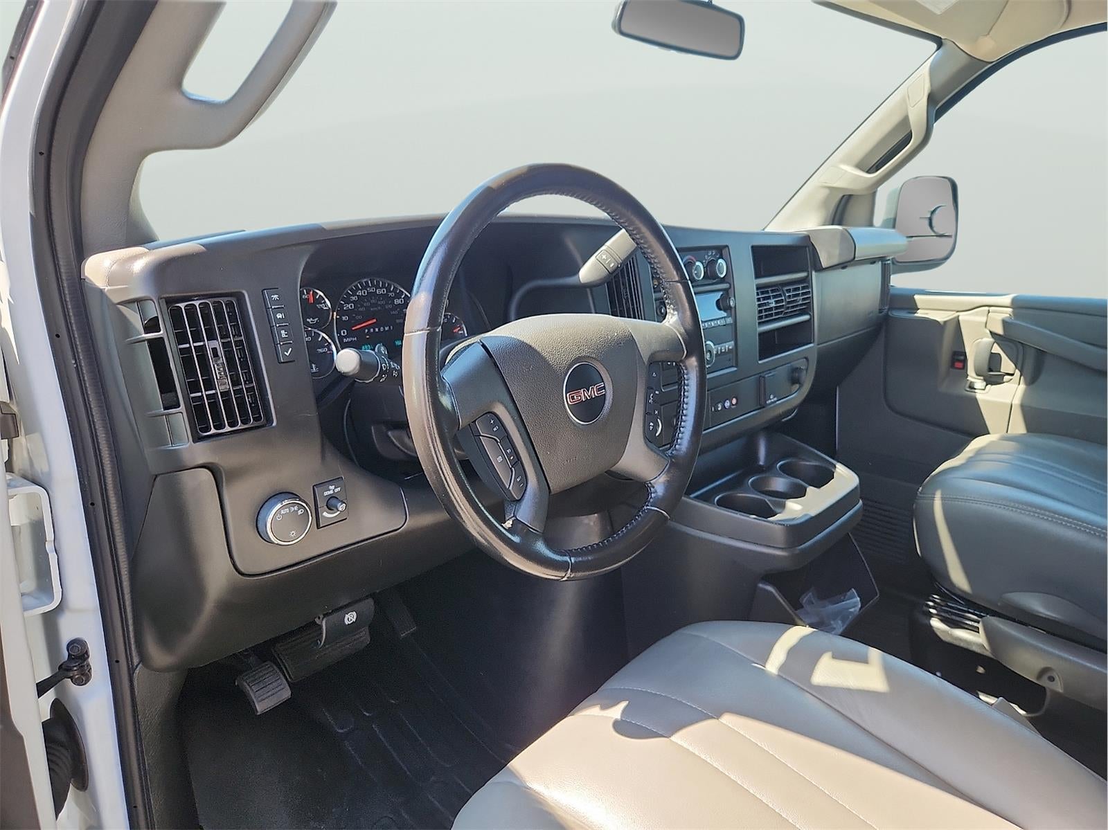 2023 GMC Savana Cargo Van Base