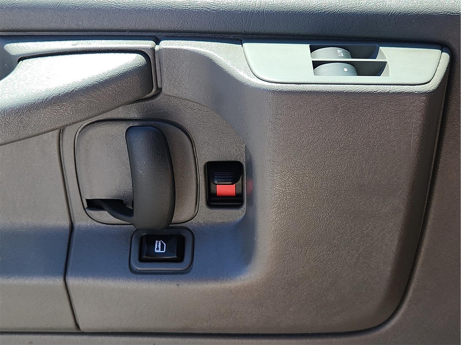 2015 GMC Savana Cargo Van Base