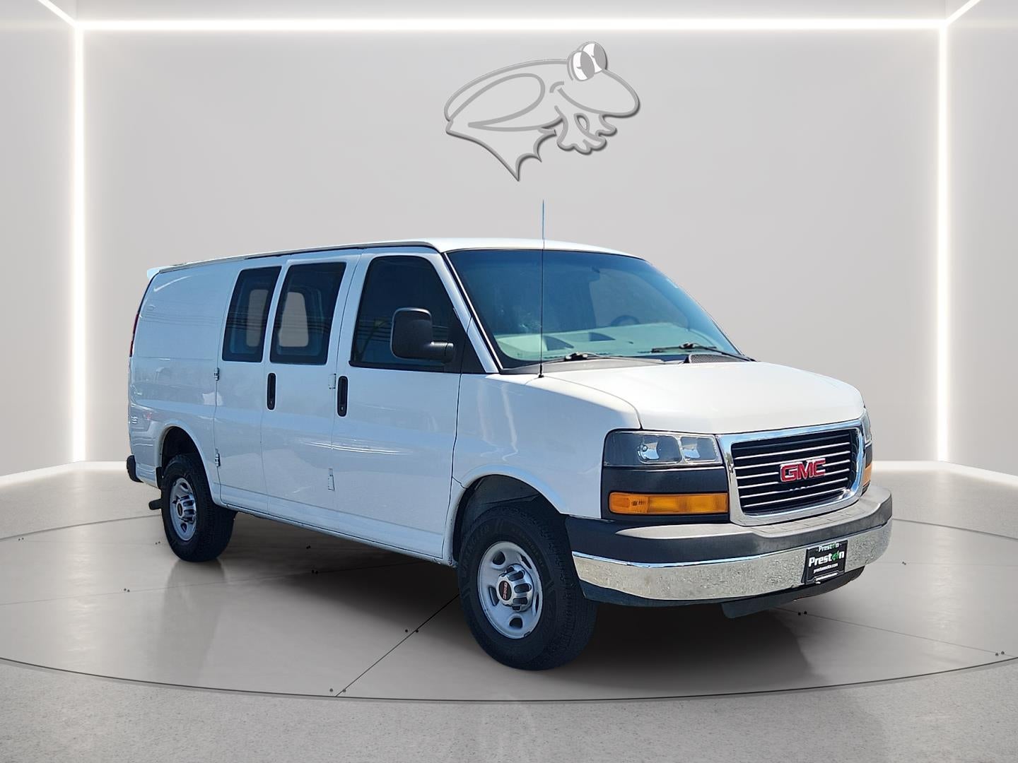 2015 GMC Savana Cargo Van Base