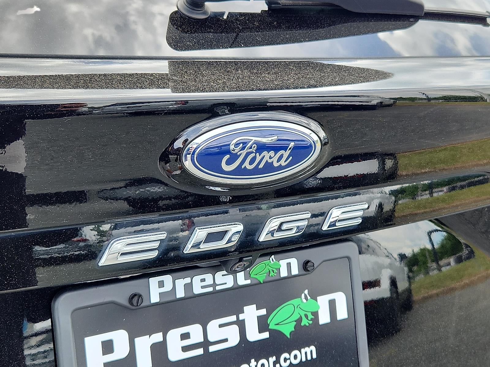 2022 Ford Edge SE