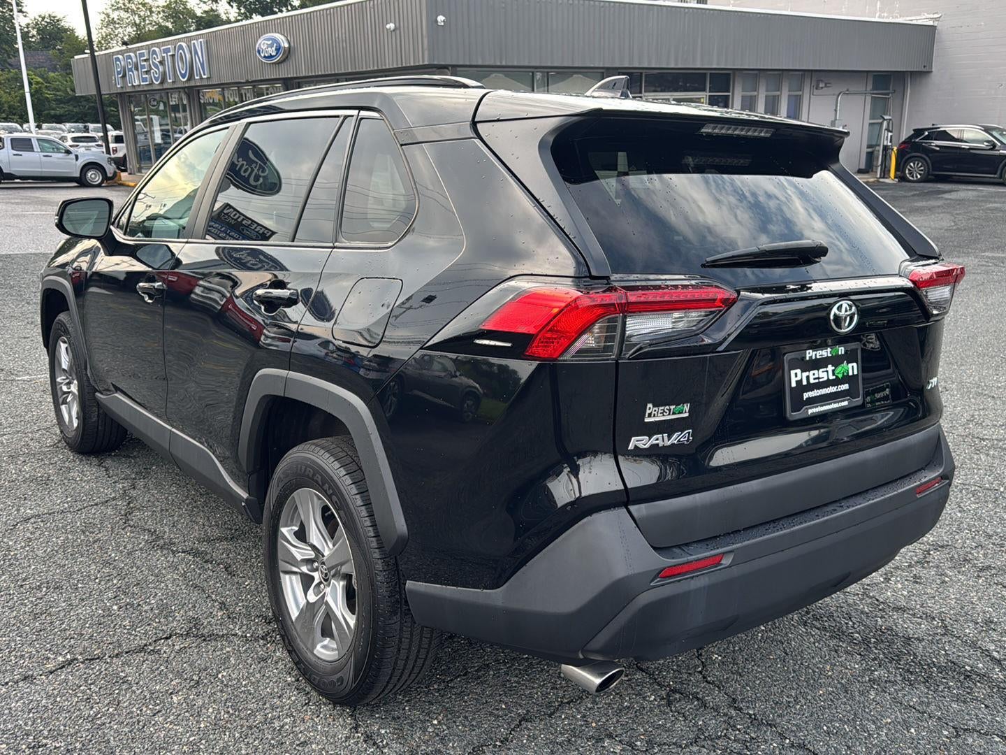 2024 Toyota Rav4 XLE