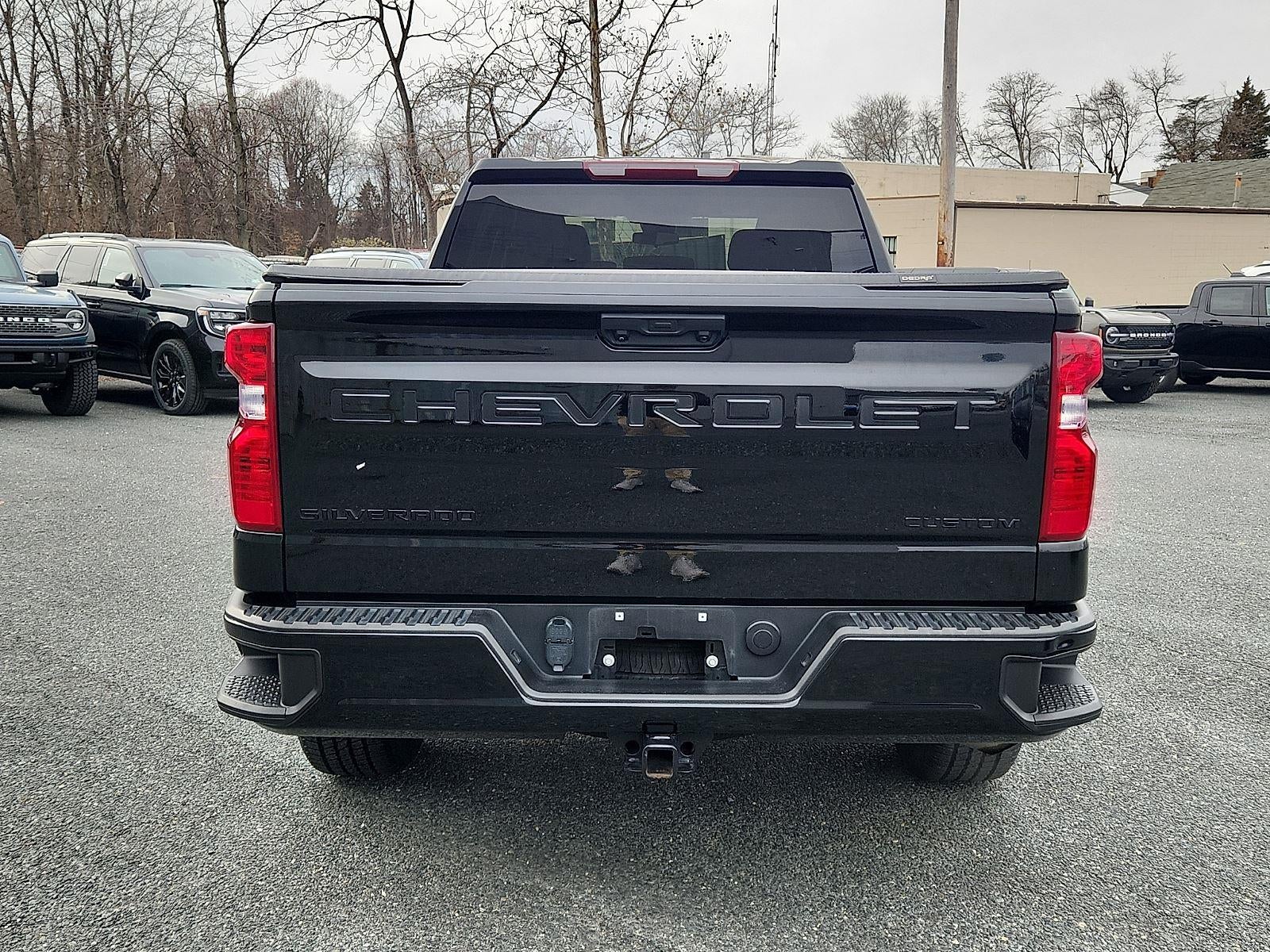 2023 Chevrolet Silverado 1500 Custom