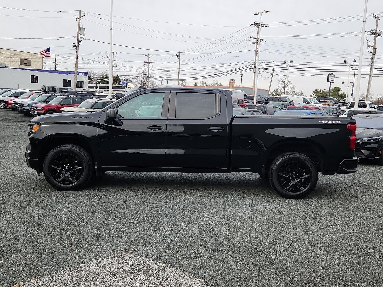 2023 Chevrolet Silverado 1500 Custom