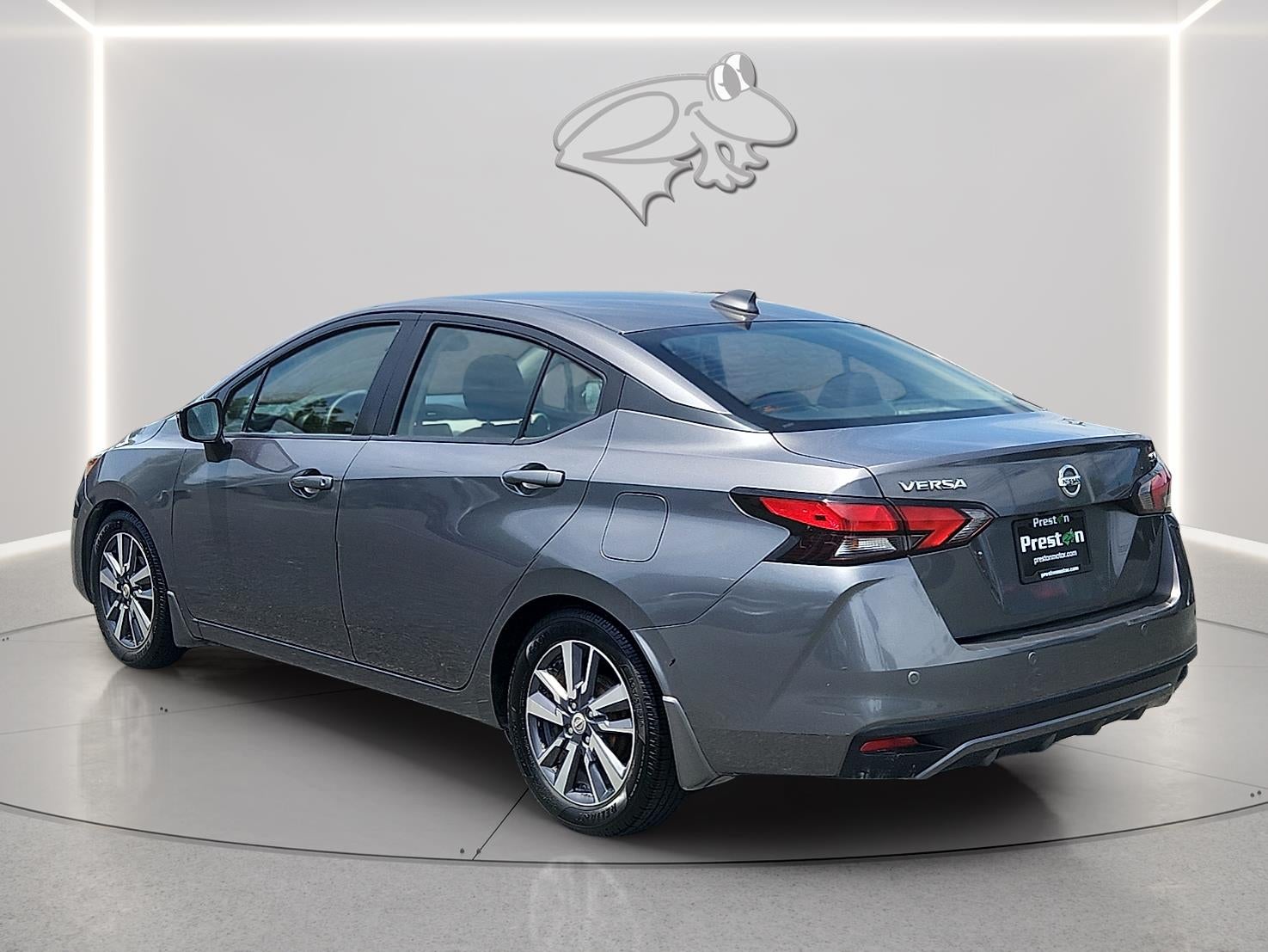 2020 Nissan Versa SV