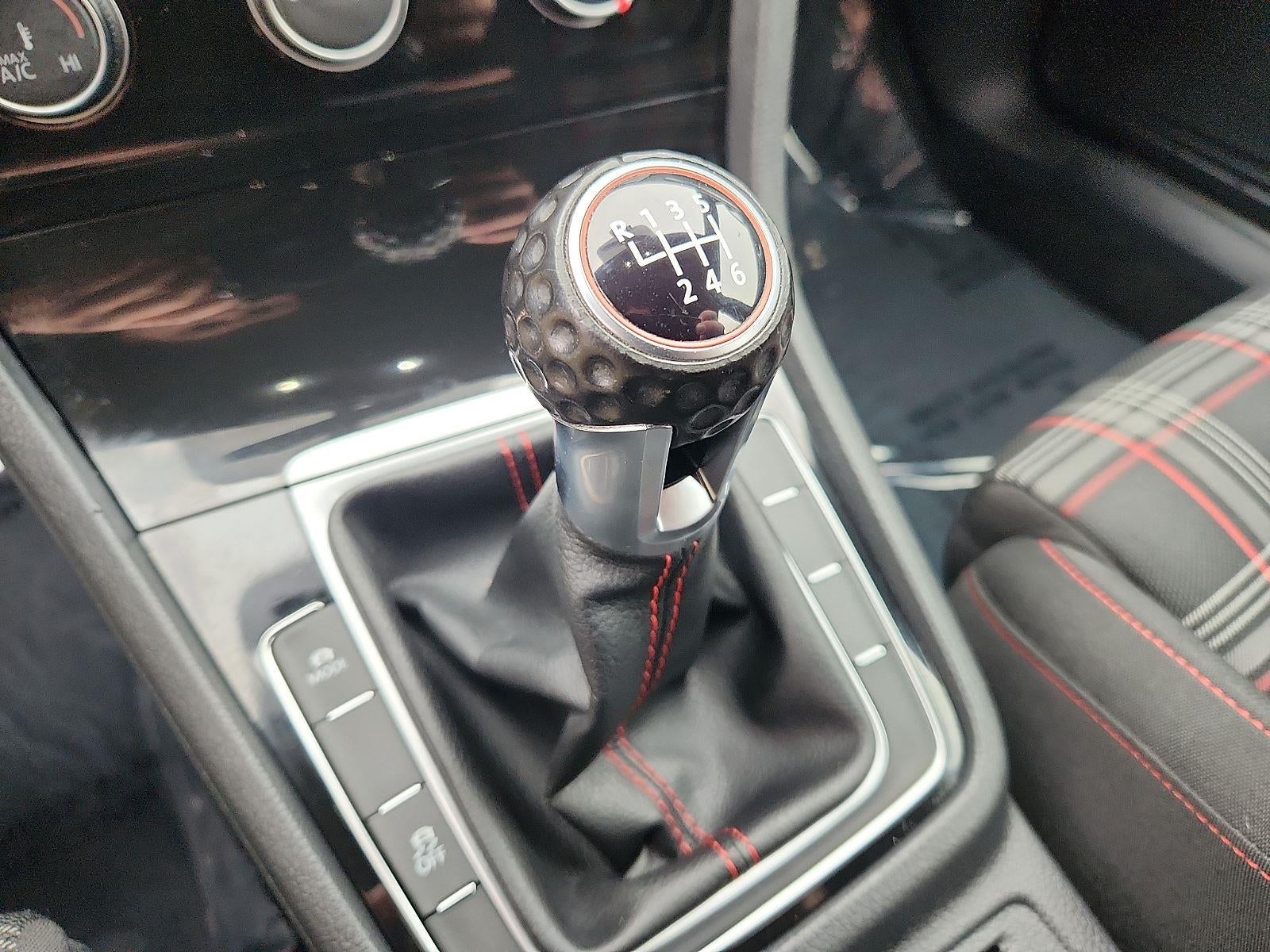 2018 Volkswagen Golf GTI S