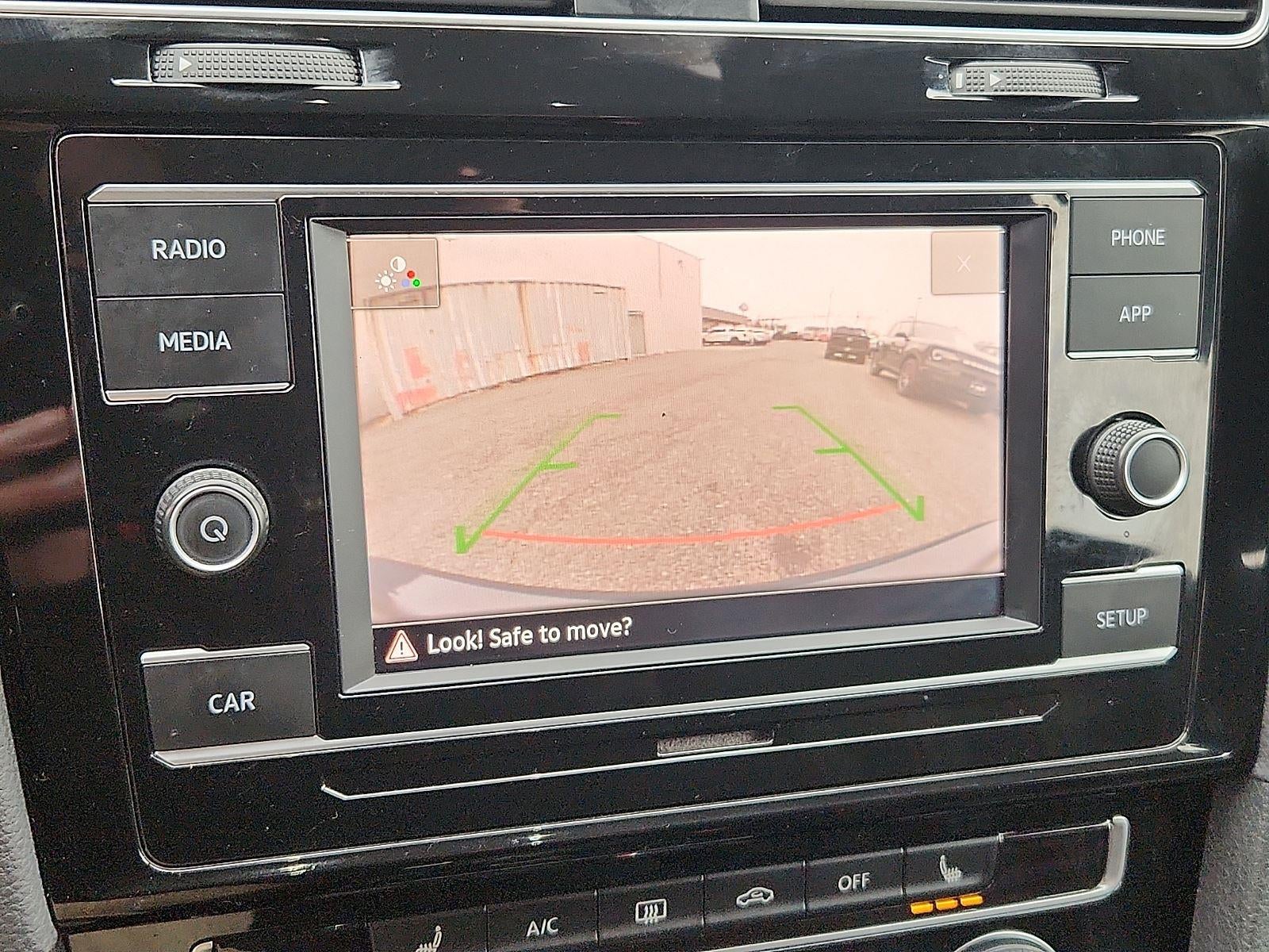 2018 Volkswagen Golf GTI S