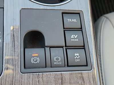 2023 Toyota Highlander Hybrid Platinum