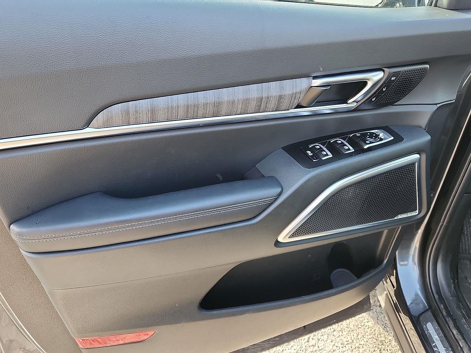 2024 Kia TELLURIDE Base