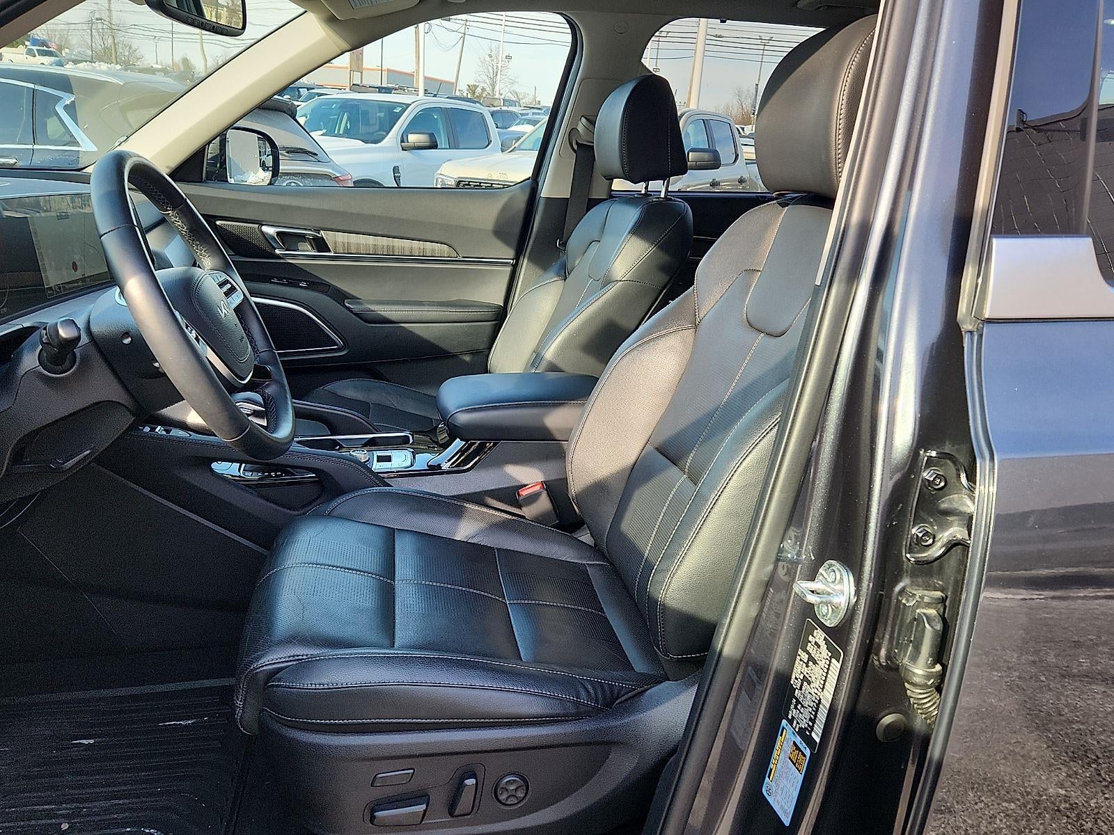 2024 Kia TELLURIDE Base