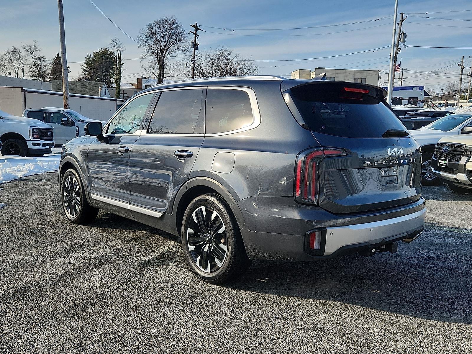 2024 Kia TELLURIDE Base