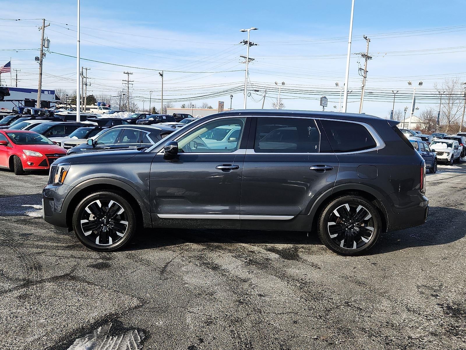 2024 Kia TELLURIDE Base