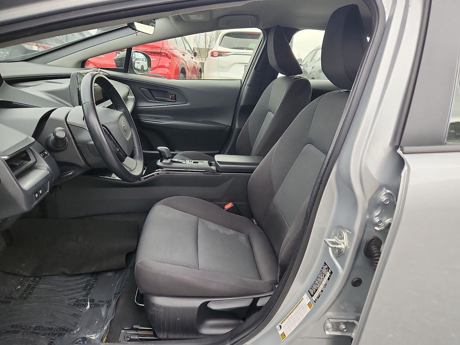 2023 Toyota PRIUS Base