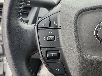 2023 Toyota PRIUS Base