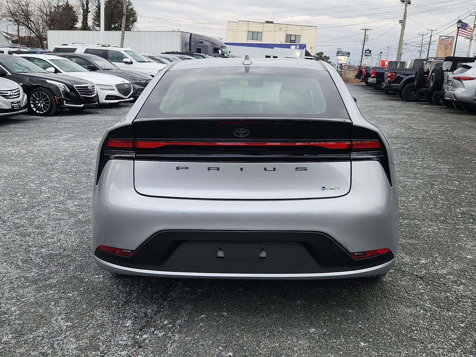 2023 Toyota PRIUS Base