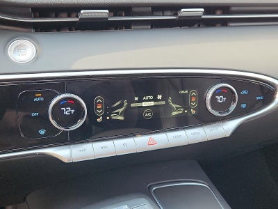 2025 Genesis GV70 2.5T