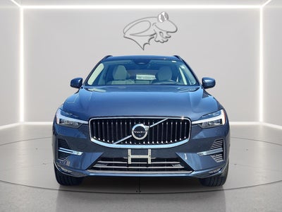 2022 Volvo XC60 Momentum