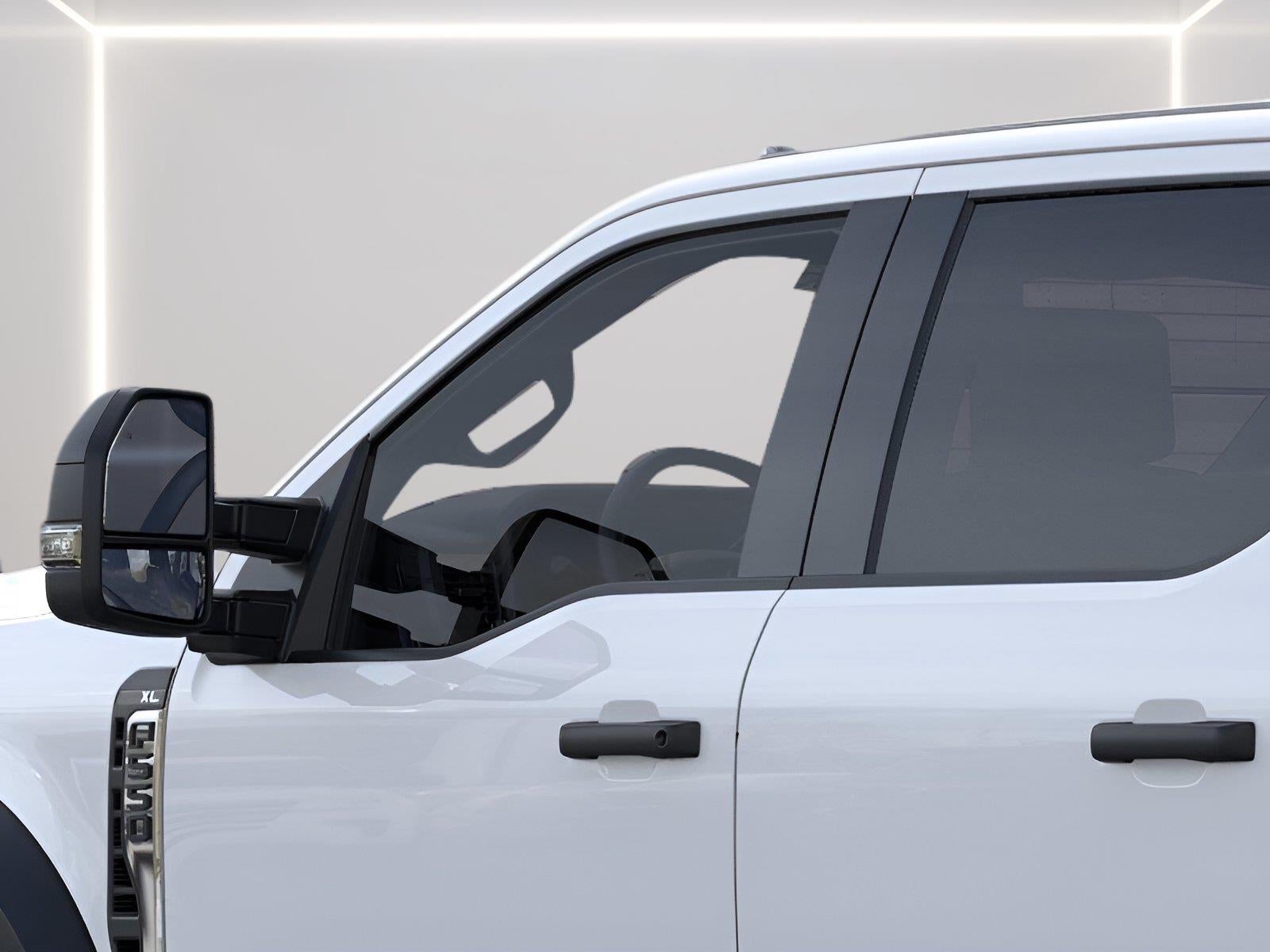 2026 Ford Super Duty F-550 DRW XL