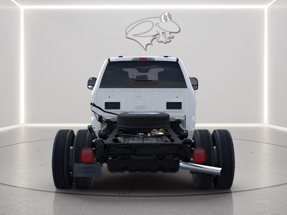 2026 Ford Super Duty F-550 DRW XL