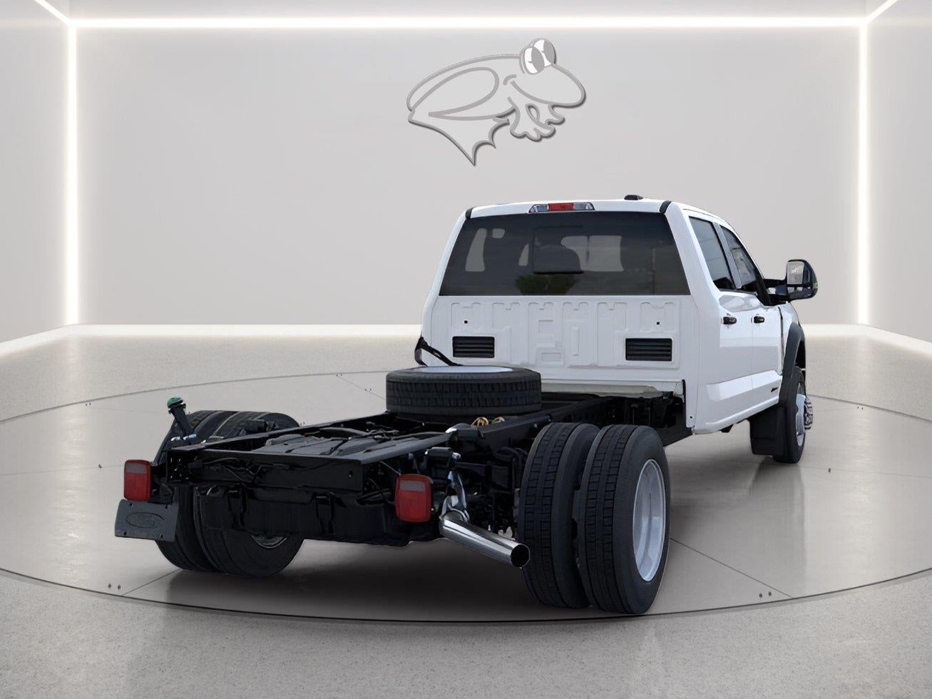 2026 Ford Super Duty F-550 DRW XL