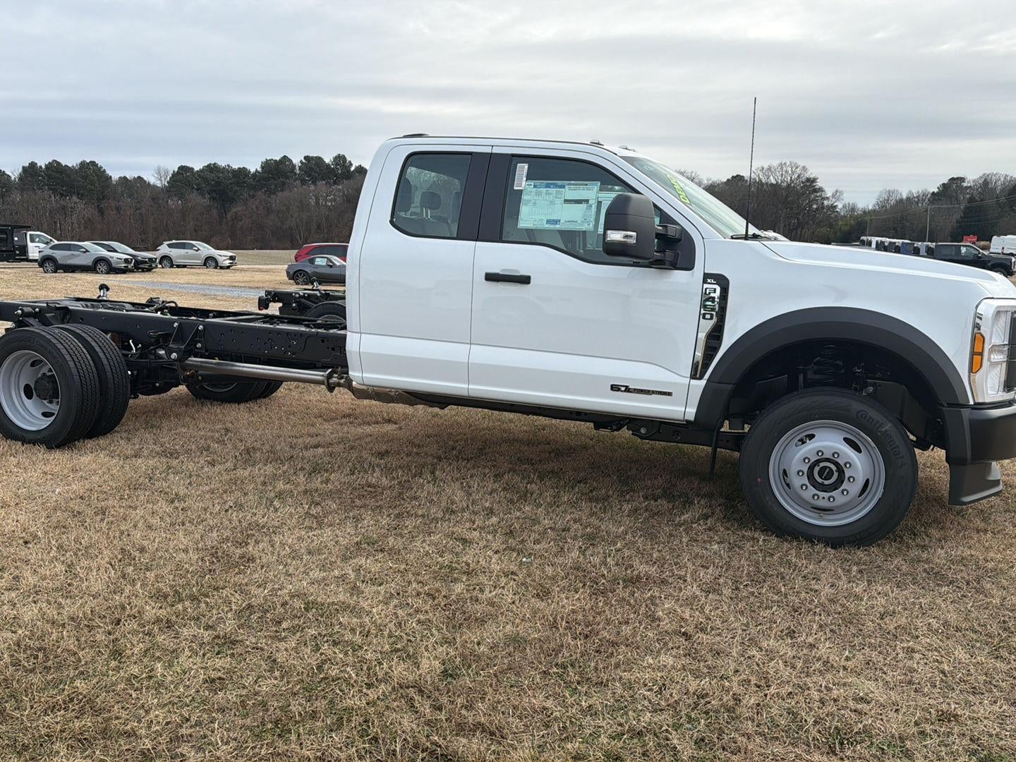 2026 Ford Chassis Cab XL