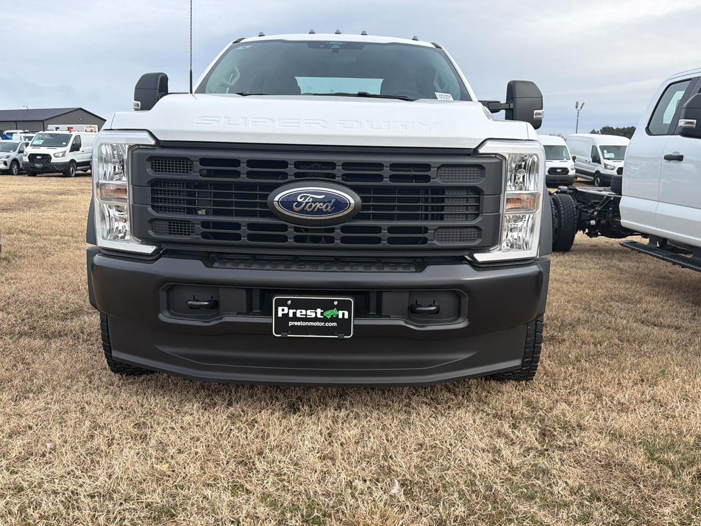2026 Ford Super Duty F-550 DRW XL