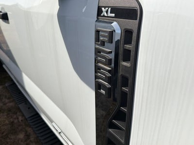 2025 Ford Super Duty F-550 DRW XL