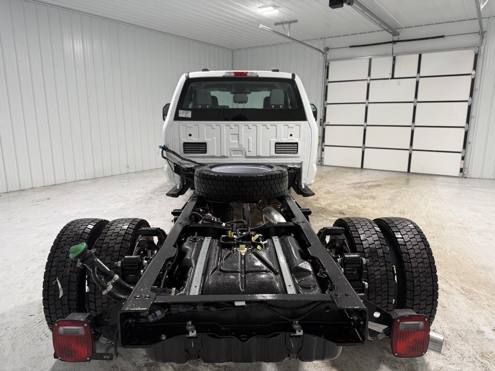 2026 Ford Super Duty F-550 DRW XL CHASSIS ONLY