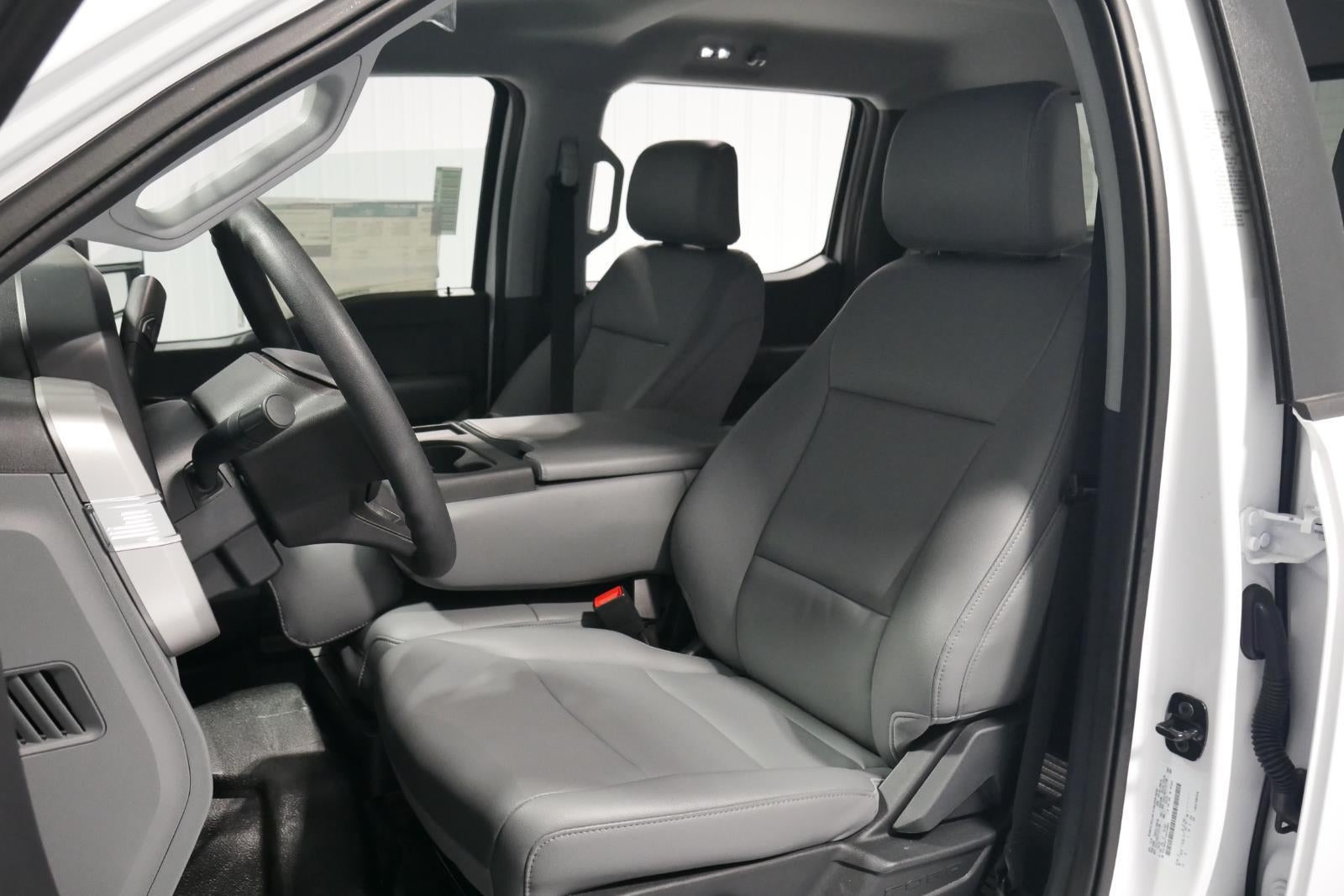 2025 Ford Super Duty XL