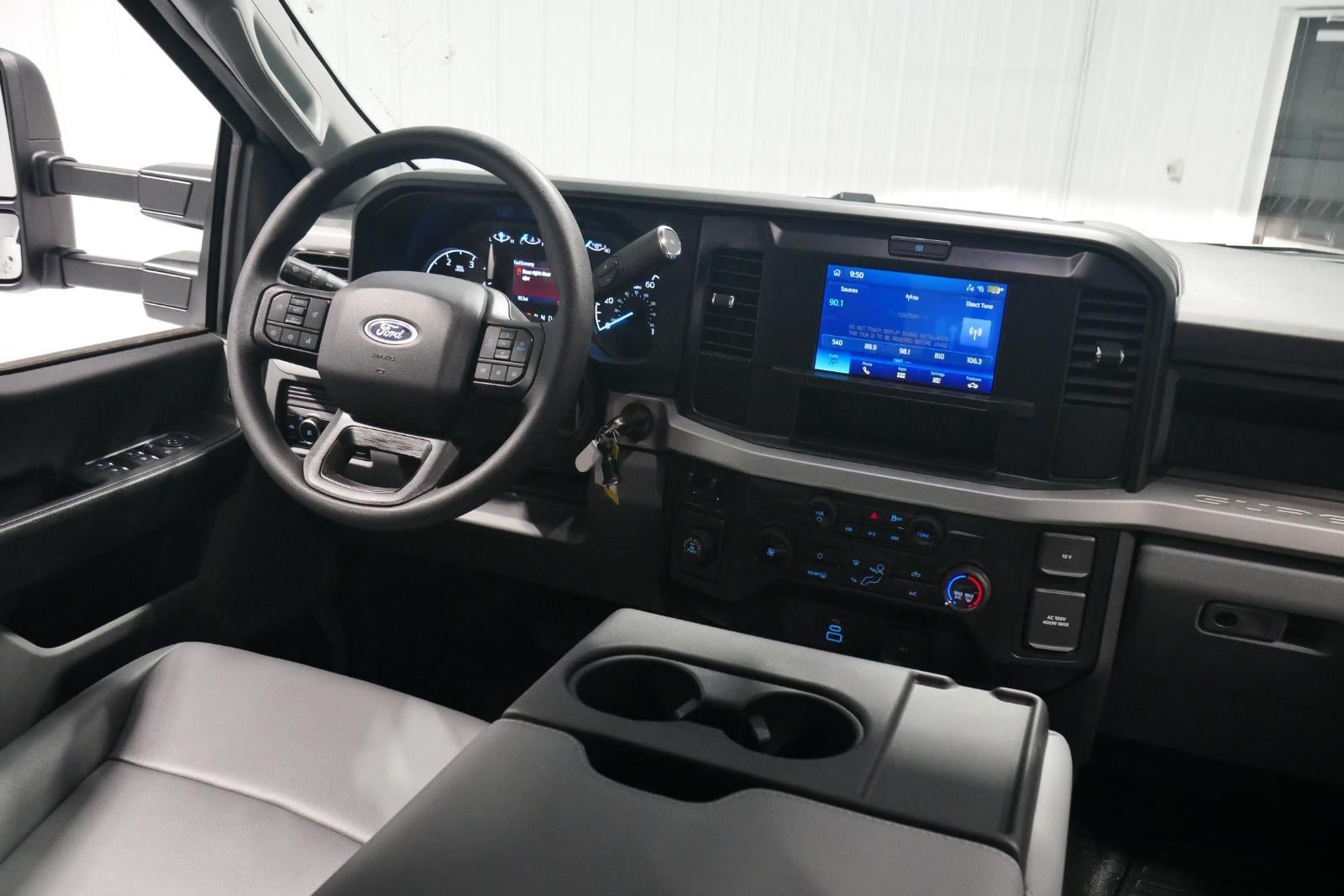 2025 Ford Super Duty XL