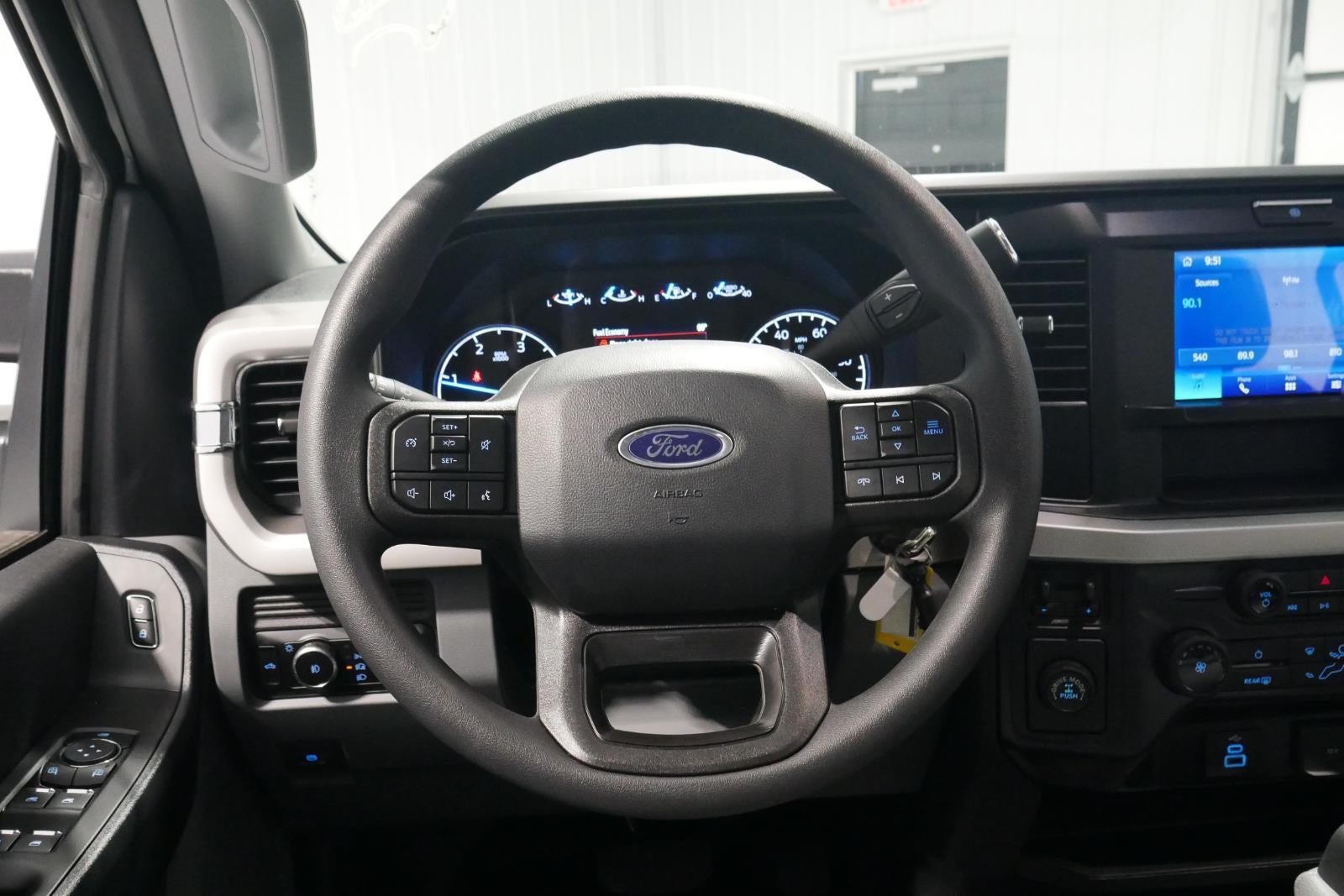 2025 Ford Super Duty XL