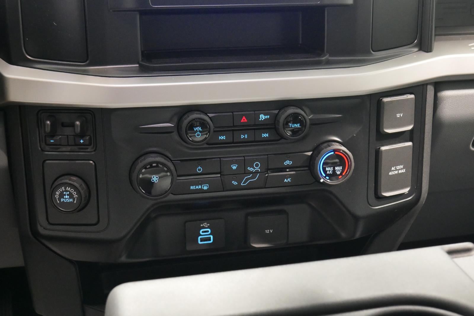 2025 Ford Super Duty XL